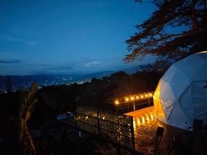 Glamping Montaña Escondida