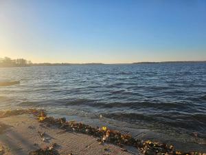 Chain O Lakes Beach Penthouse with Lake Access