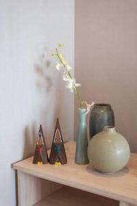 Modern Condo in Nimman (F806) by Pimolplace