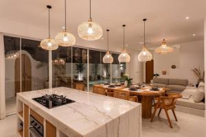 Canggu, 3BR Modern Villa