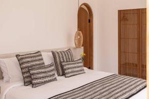 Canggu, 3BR Modern Villa