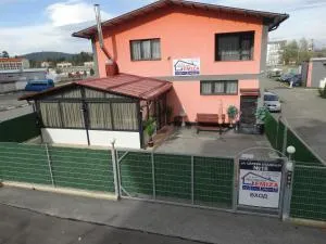 Apartments EMIZA - Relʼovo