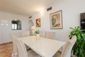Beachfront apartment with panoramic sea views, private parking, swimming pools and mini golf