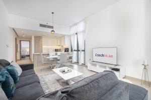 Elegant Stay, Liv Residence, Heart of JBR Living