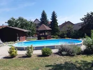 Holiday home in Badacsonytomaj 20247 - Nemesgulács