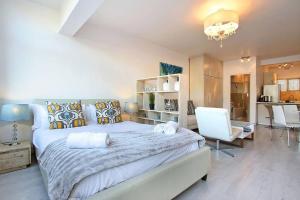 Studio 18 on the Golden Mile next to V&A Waterfront
