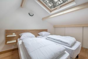 Maisons de vacances Maison renovee pour 8 - 200m Tharon plage : photos des chambres