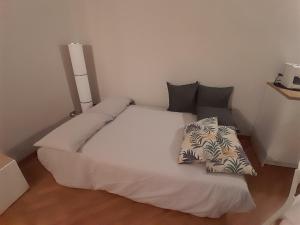 appartamento Martina, silenzioso a 100 metri dalla metropolitana