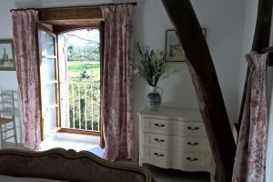 3 bedroom apartment in the grounds of a Chateau