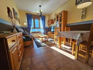 21A02 Coqueto apartamento con garaje - Cuérigo