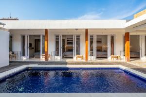 Lumturi House - Centrally Located