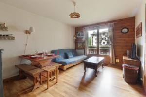 Les Capucins - Calm - Mont-Blanc - Lake Gaillland