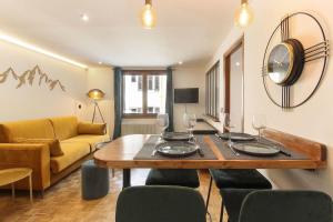 Appartements Bellevarde Apt - Newly Renovated - Central - Beside TMB start/end : photos des chambres
