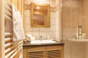 Chalets Le Chalet des Chavants - 8ch - 300m2- Grand Jardin - Vues du Mont-Blanc : photos des chambres