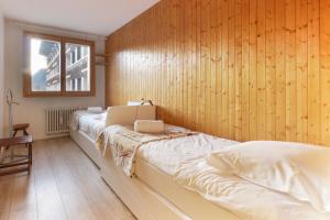 Les Pècles Mt Blanc - Chamonix Center