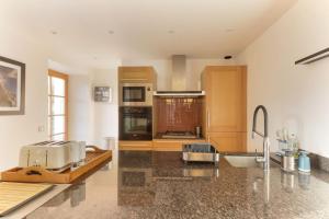 Les Alpins - Centre de Chamonix - Rénové avec Jardin et vue imprenable sur le MontBlanc