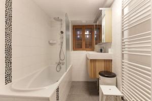 Les Alpins - Centre de Chamonix - Rénové avec Jardin et vue imprenable sur le MontBlanc