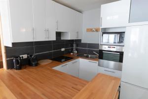 LOuta - Center of Chamonix - Mont-Blanc view