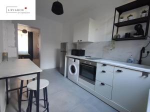 Lévasion du Coquelicot