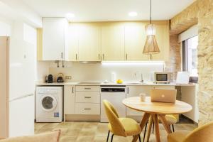 Bravissimo Mercadal, Monthly Apartment