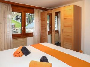 Apartment Rossignol B by Interhome