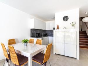 Appartements Apartment La Meridienne-3 by Interhome : photos des chambres