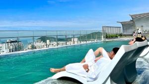 The Sóng Infinity Pool Apartment - Hồ Bơi Vô Cực - Tháp Tam Thắng
