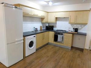 Fabulous 2 bed apt 10 mins from City Centre