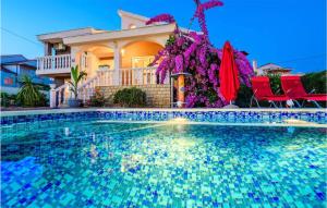 3 Bedroom Nice Home In Privlaka