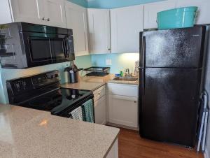 Seaside Joy - This is your happy place!