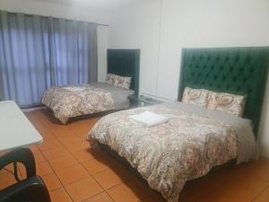 HASATE GUEST HOUSE 13 LOUWVILLE STREET BELLIVILLE Cape Town south Africa
