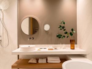 Hotels Domaine de la Reine Margot Paris-Issy - MGallery Collection : photos des chambres
