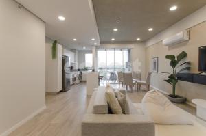 Comfortable minimalist Villa Morra apartment