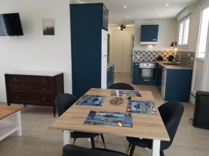 Appartements Place Alexandre Stanier apt n 7 avec terrasse : photos des chambres