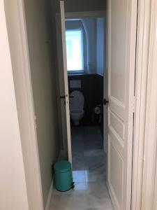 Amazing 6 pax place near Opera