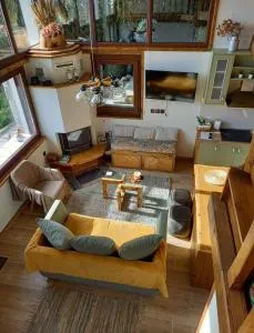 Herme's Hut - 帕弗兰尼