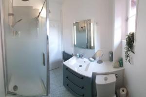 Appartements T2 Hypercentre a 200 m de la plage : Appartement 1 Chambre