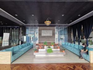 Twin Galaxy Newly Renovated and Cozy 2Bedroom Free CarPark WiFi Netflix