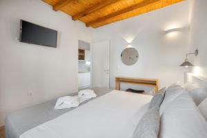 Galazio Suites, Serifos