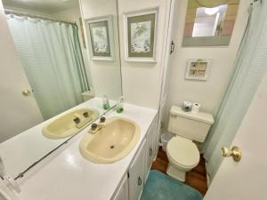 Venture Out 646 Octopus Dr Comes WITH GOLF CART