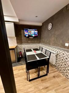 Atuaire Home Los Arcos en el centro histórico de Burgos