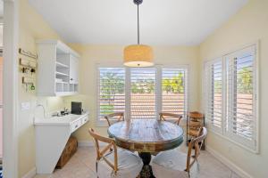 Falling Waters Resort Style Getaway