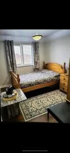 Deluxe Double Bed With Private Mordern Shower & Smart TV - Drumchapel