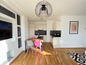 Penthouse near Central Station with free parking