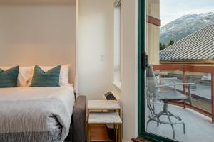 Studio, Modern Studio in the Heart of the Village by Harmony Whistler