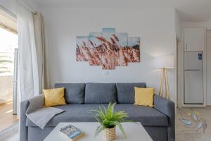 Sunny Apartment in Benal Beach with Sea Views