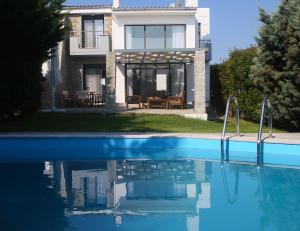 Sunny Sani Luxury Villas Halkidiki Greece