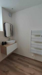 Appartements Tout confort. Appartement 2 pers. centre-ville : photos des chambres