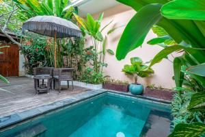 Frangipani Villa Kuning at Berawa