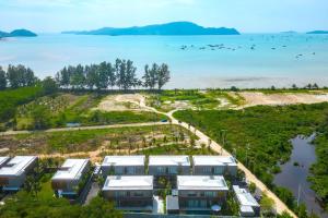New 3BR Pool Villa Long One A5 with Chalong Bay view